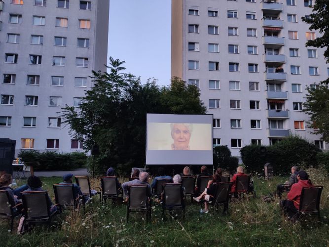 Sommerkino in der Straße des 18. Oktobers